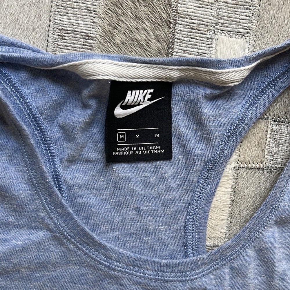 Nike Razor Back Long T - Picture 3 of 4